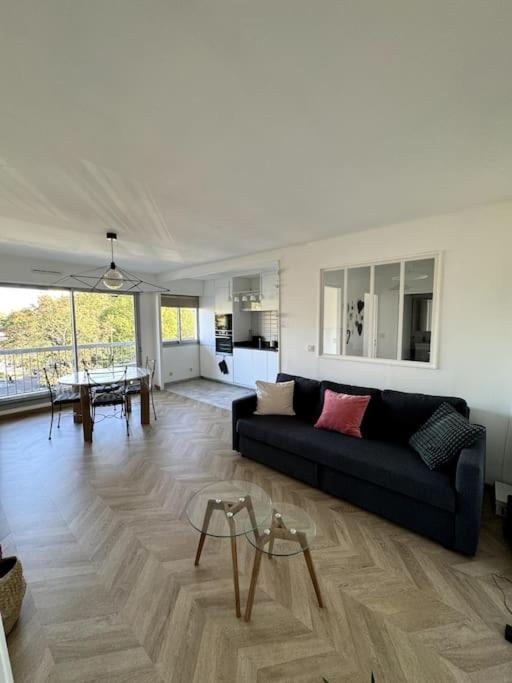 Appartement Neuf Avec Balcon Et Parking Prive Caen Exterior foto