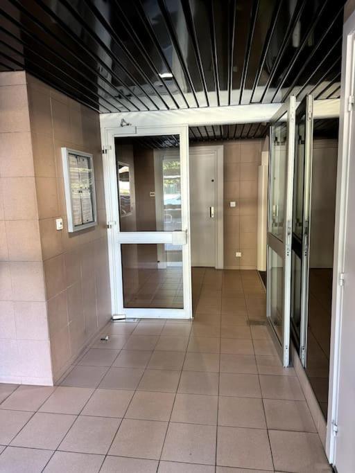 Appartement Neuf Avec Balcon Et Parking Prive Caen Exterior foto